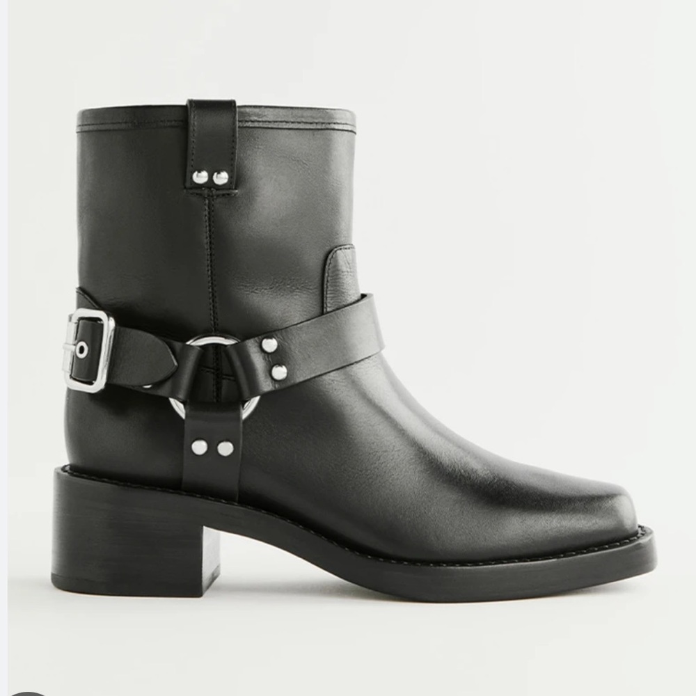 NWT REFORMATION Foster Ankle Boot, Black Leather, size 6